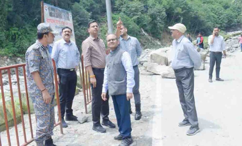 Restore Kedarnath Yatra route in 15 days PWD secretary