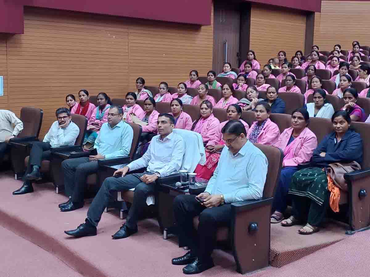 Build quarters for ASHA workers in Dehradun