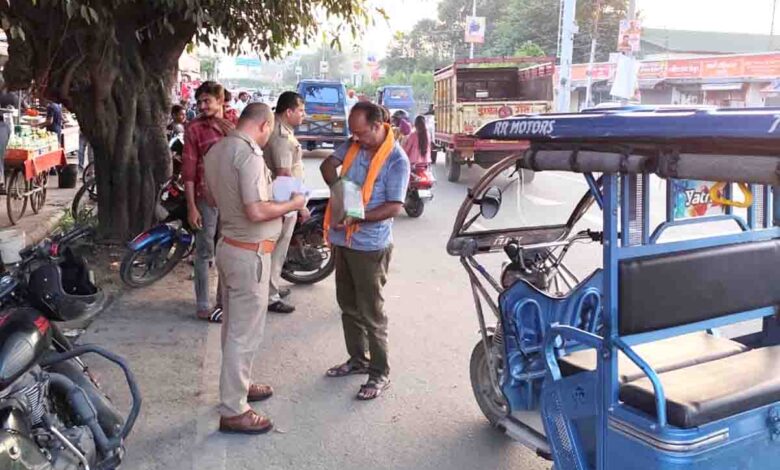 Police collect Rs 1.51 lakh penalty from auto rickshaws, e-rickshaws & Vikrams