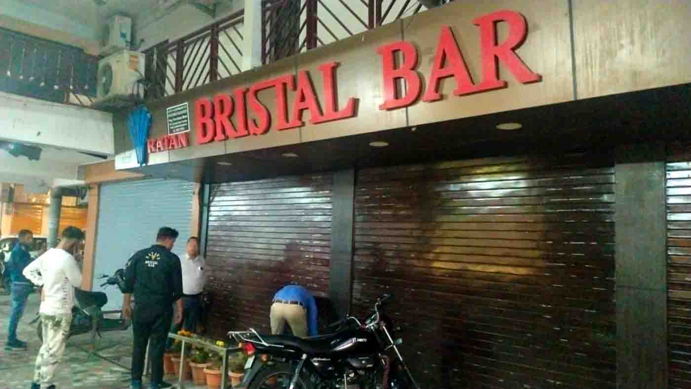 DM conducts raids at pubs & bars for operating beyond permitted hours