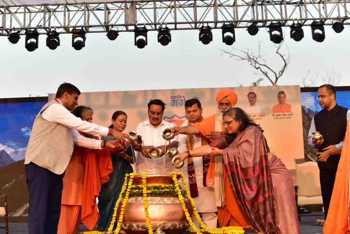 Ganga benefits 600 million, gives selflessly without taking PM Modi