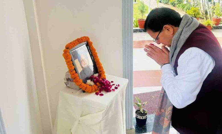 CM Dhami condoles death of former PM Manmohan Singh