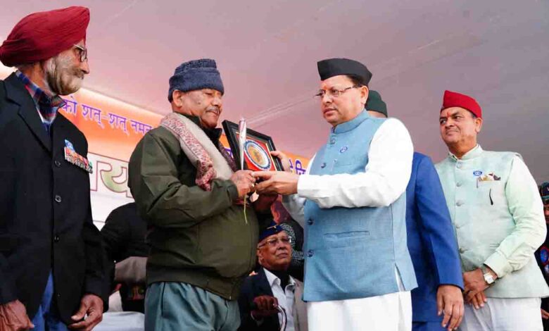 CM Dhami expresses concern on atrocities on Hindus in Bangladesh