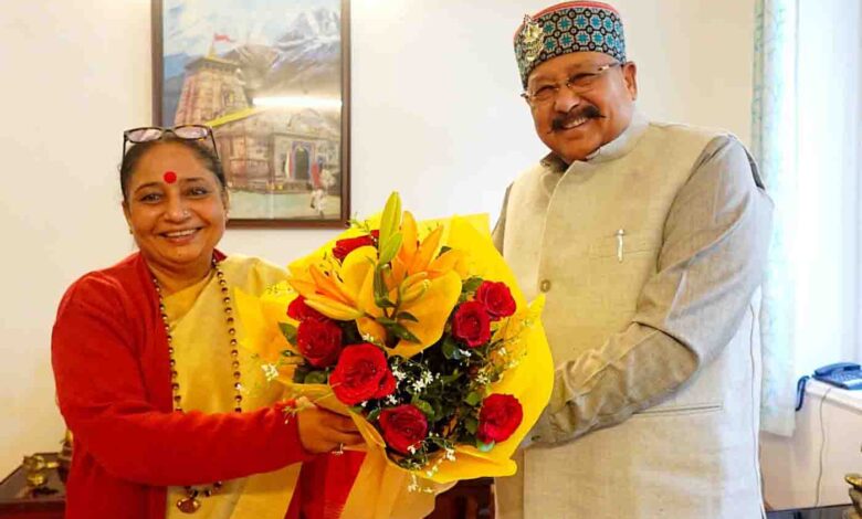 Maharaj meets Vidhan Sabha speaker Khanduri