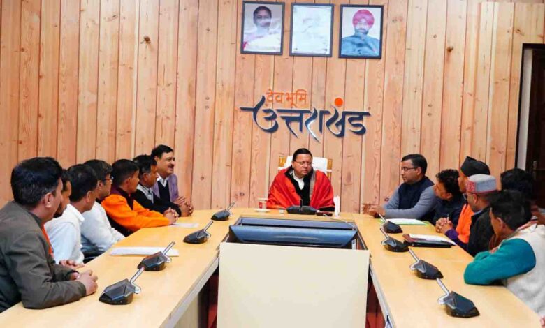 Dhami seeks suggestions from Teerth Purohits