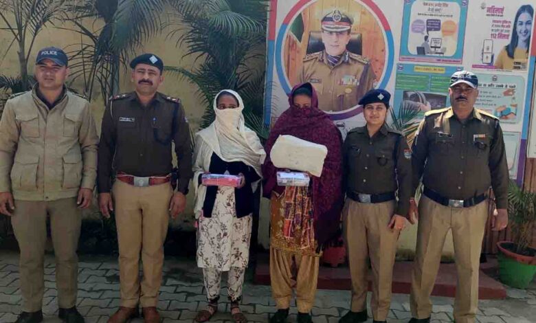 Two members of interstate woman gang caught