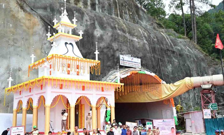 Breakthrough achieved in the Silkyara tunnel of Uttarkashi