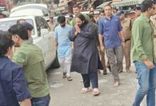 Ambani and Shah offer prayers to Ganga at Har Ki Paidi