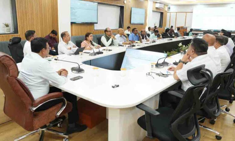 CS directs secretaries to implement e-office system in all Govt offices
