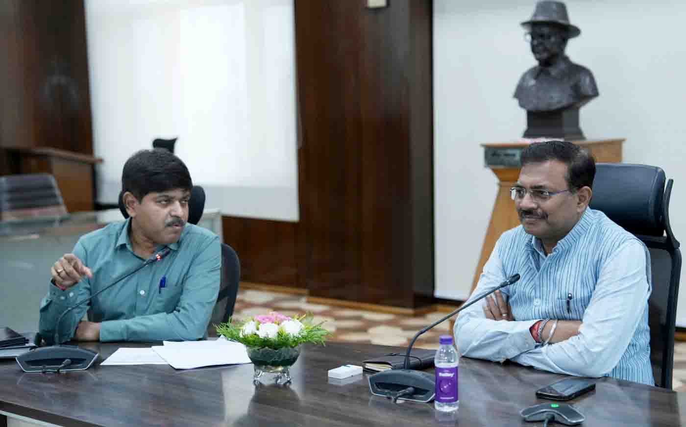 CS reviews Haridwar, Sharda Corridor projects & Rishikesh master plan