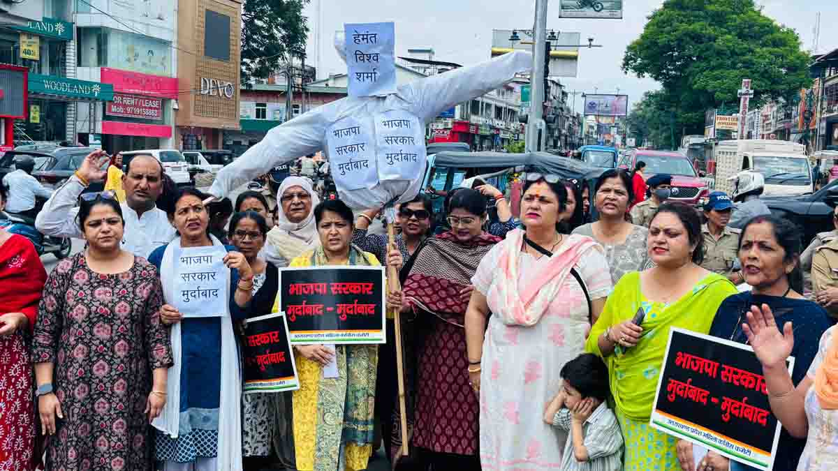 Mahila Cong protests Assam CM’s remark on women