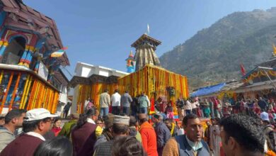 Devotees throng Omkareshwar for announcement of Kedarnath's reopening on Sunday