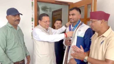 CM congratulates Asian Games bronze medallist boxer Pokhriya